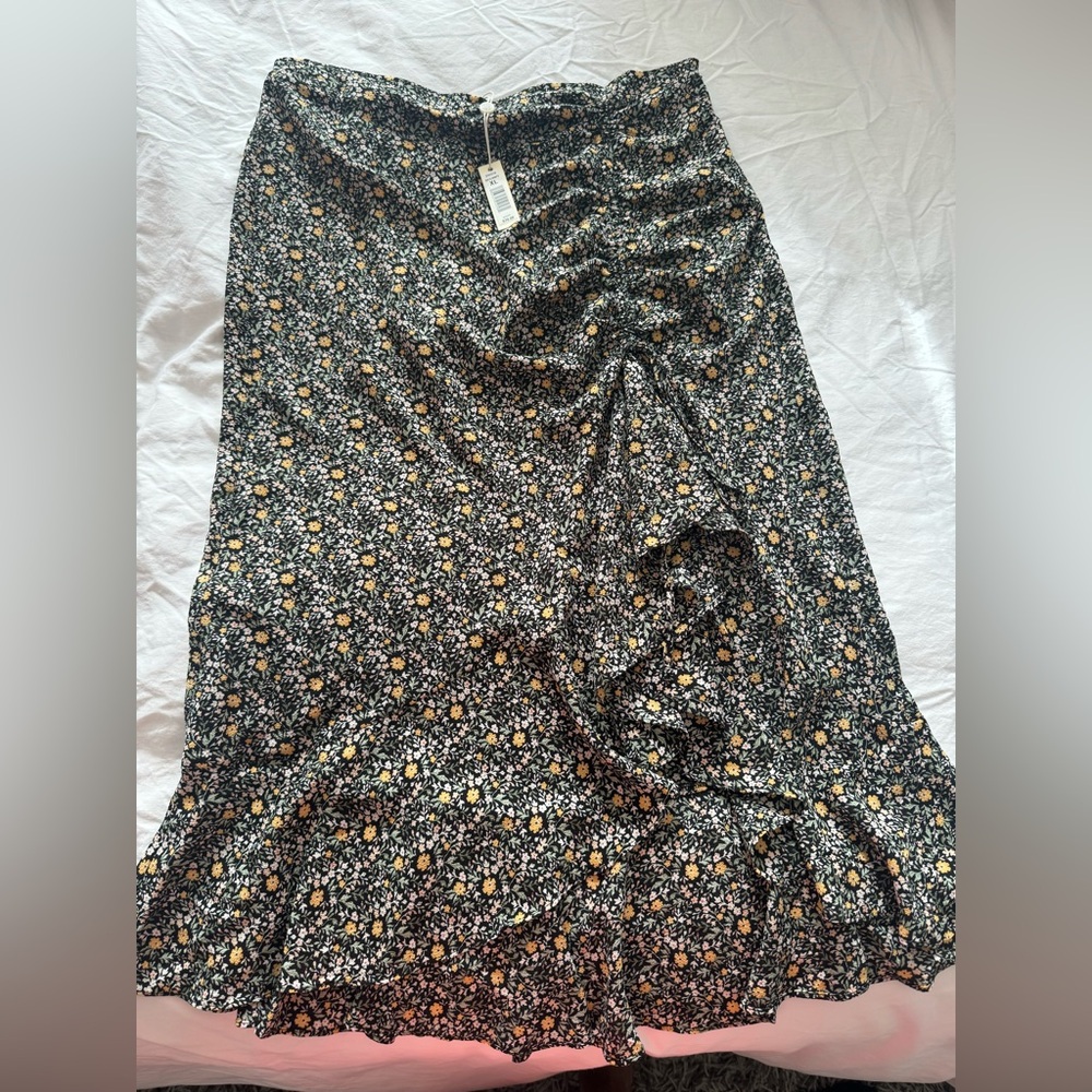 Max studios by Nordstrom midi skirt with rouched side